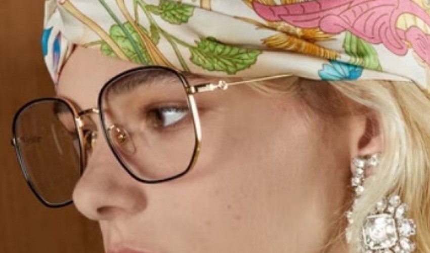 Découvrez la nouvelle collection de lunettes de Gucci.